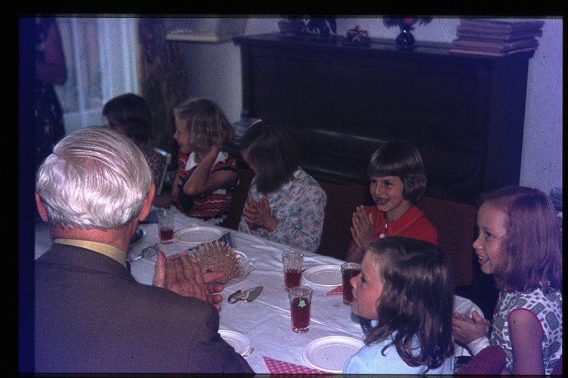 11.Delft aug 1971 Jarig,Hester,Jeanette,Annette.JPG